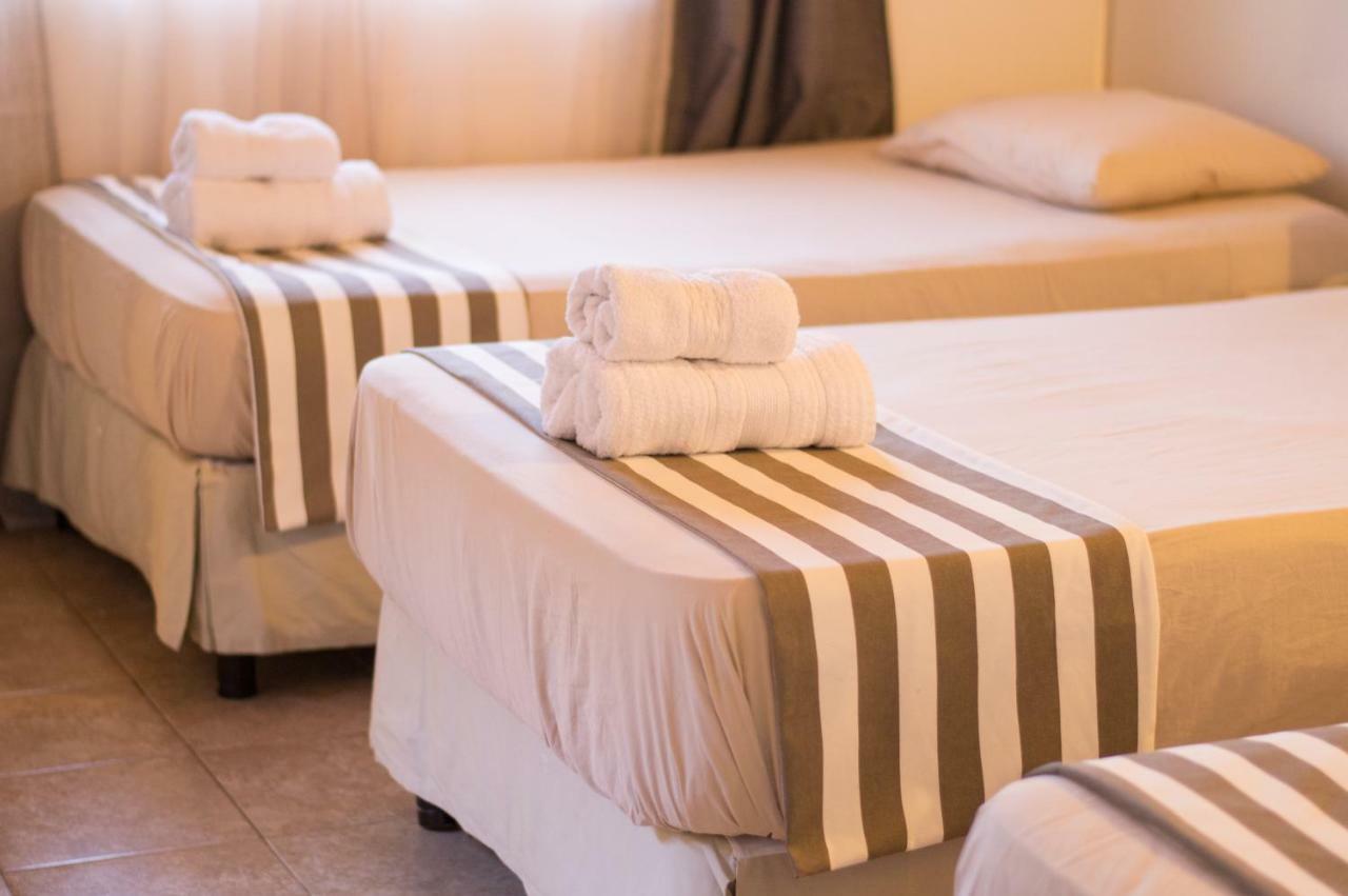 Aparthotel La Riviera à Fernando de la Mora Extérieur photo