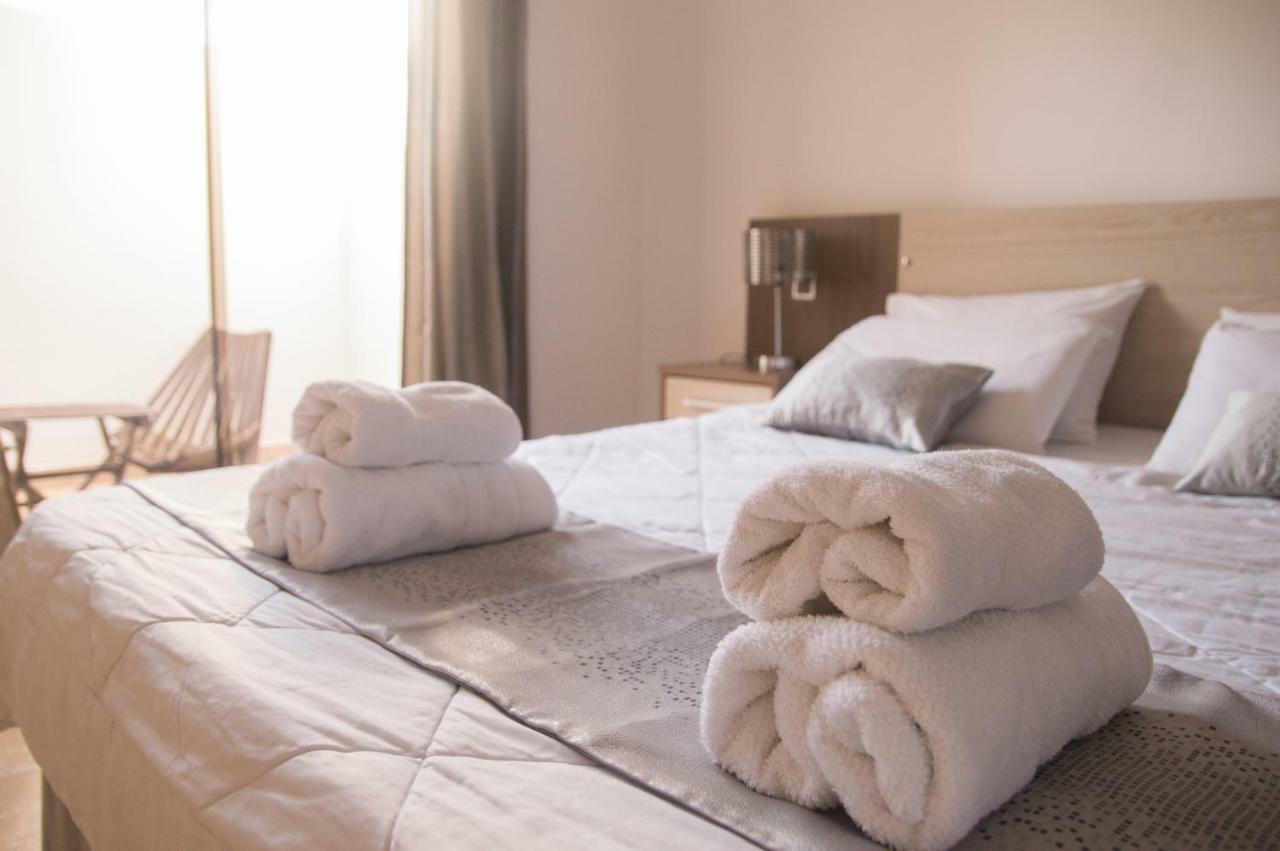Aparthotel La Riviera à Fernando de la Mora Extérieur photo